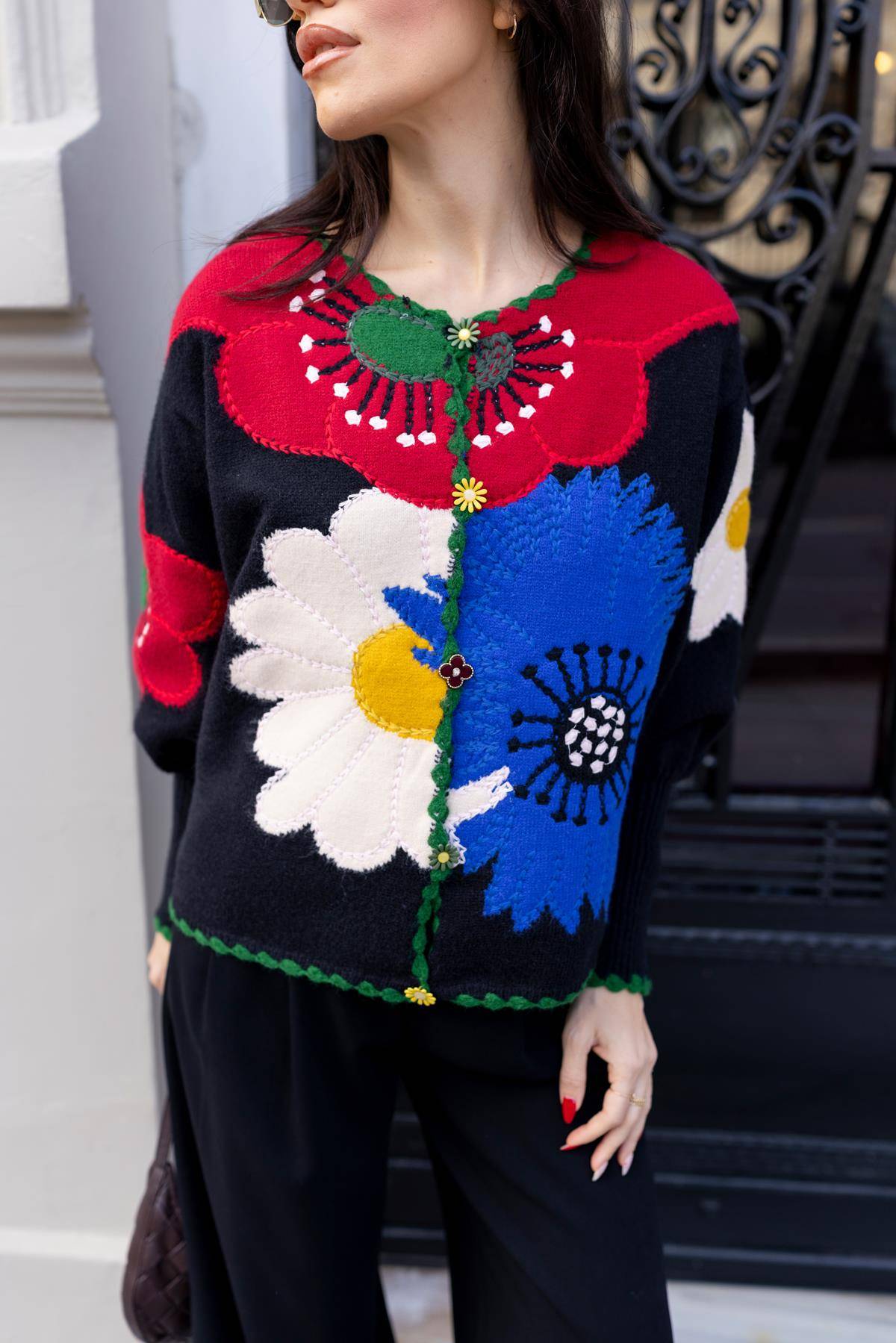 Floral Motif Design Wool Cardigan — photograph 4