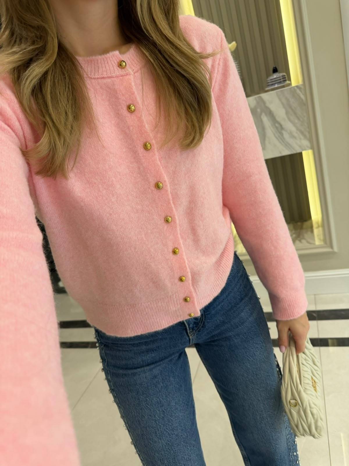 Lara Cardigan — photograph 2