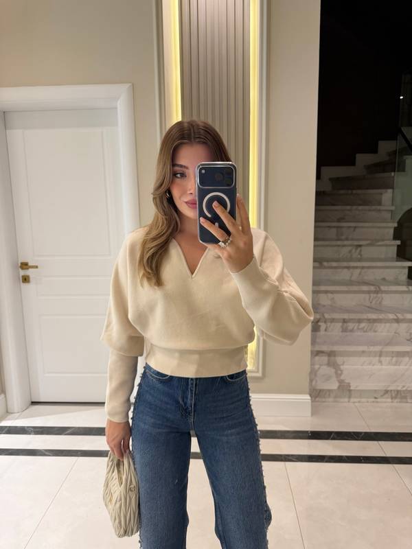Lara V Neck Jumper