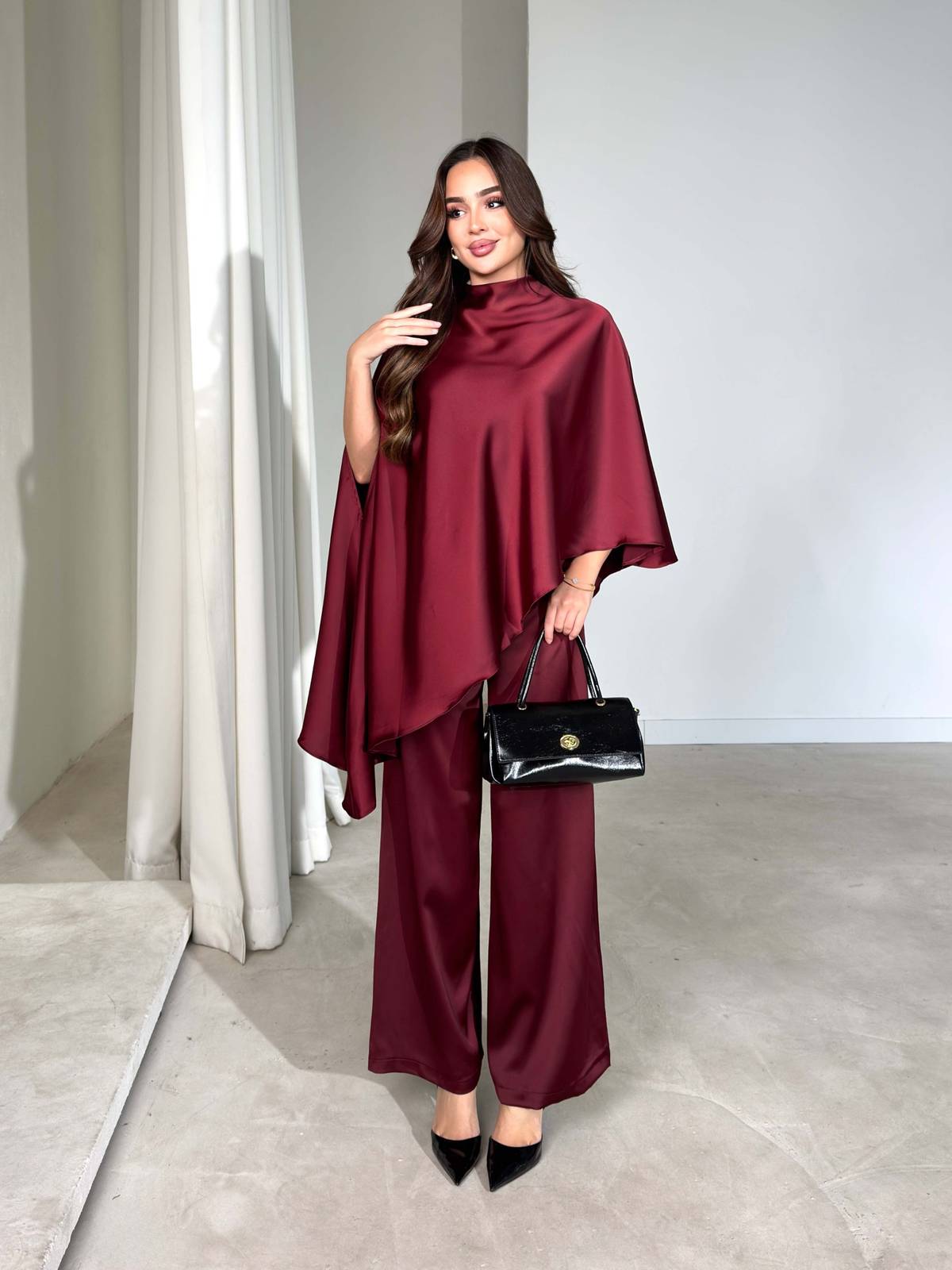 Asymmetric Blouse Satin Carlo Two-Piece Set — photograph 2