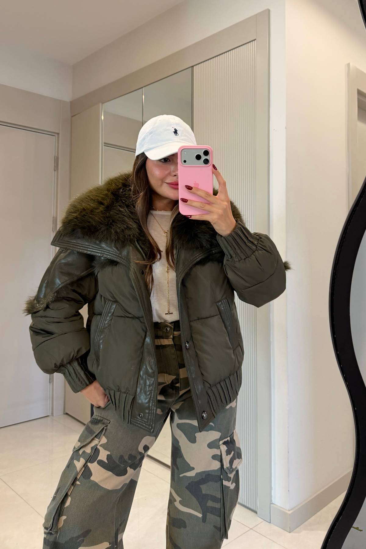 Dyson Khaki Puffer Ithal Mont — photograph 4
