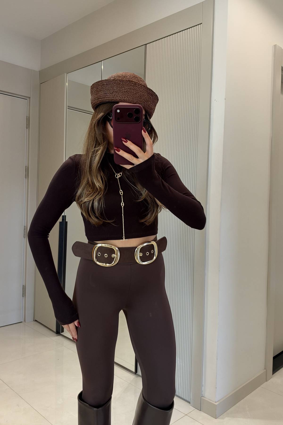 Rhode Brown Basic Slim Cropped — photograph 2