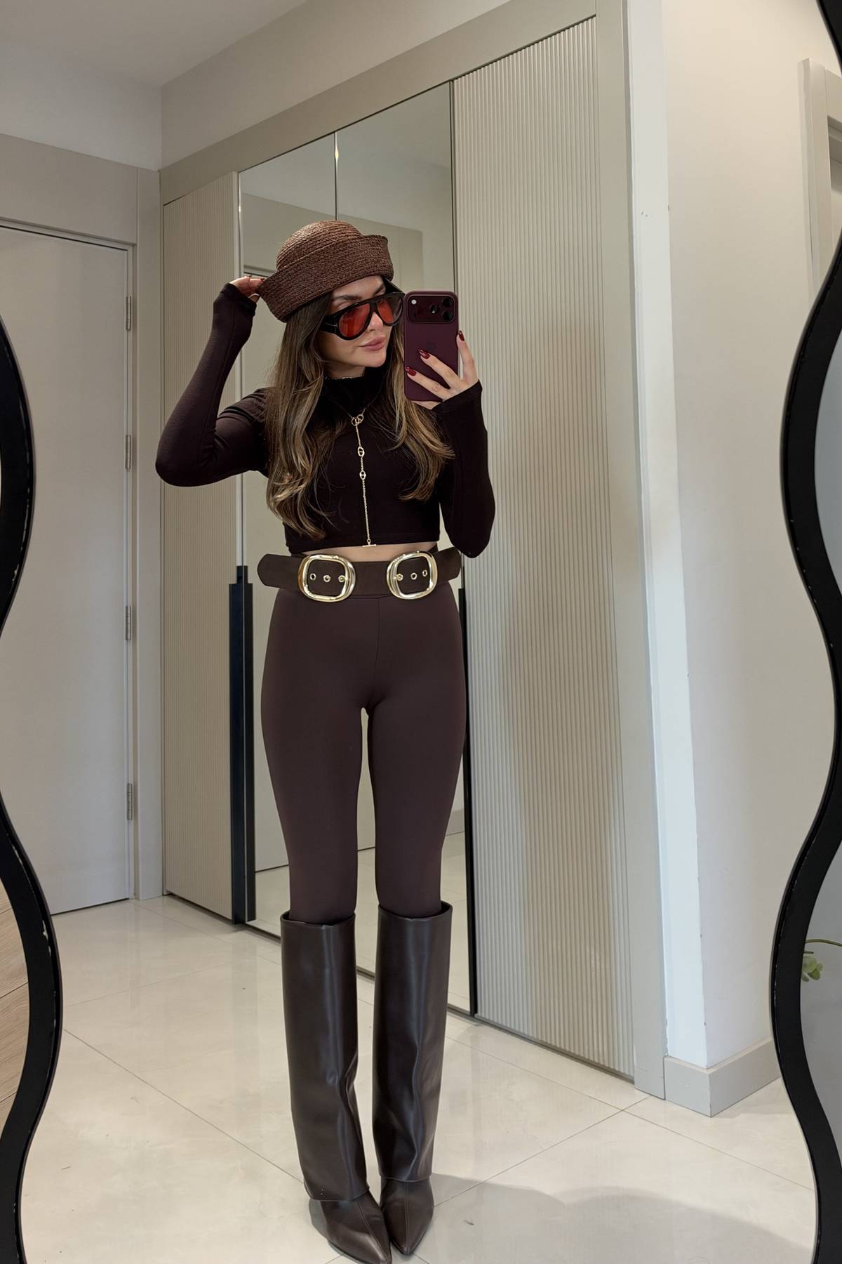 Rhode Brown Basic Slim Cropped — photograph 3