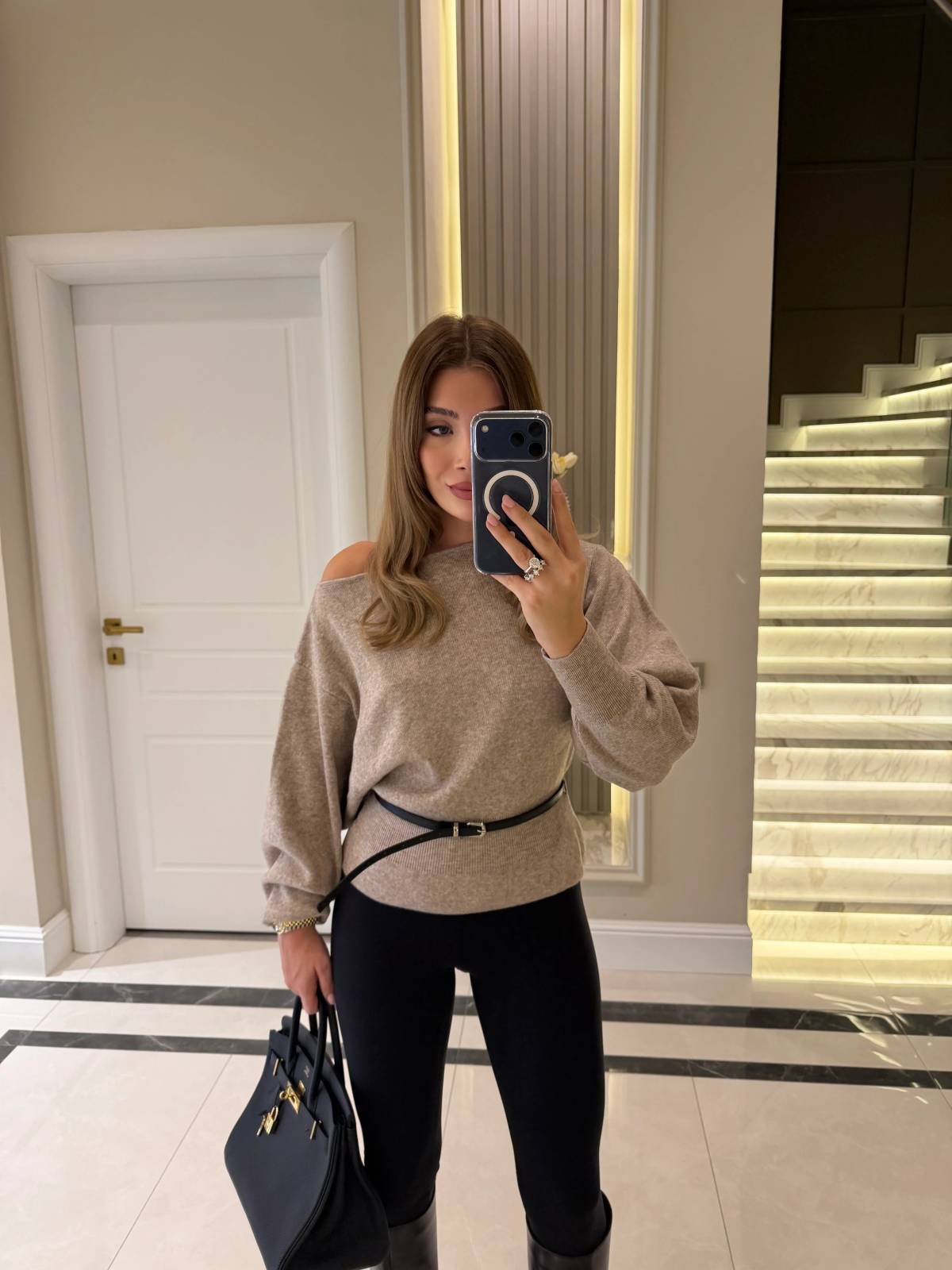 Ruby Shoulder Open Belted Jumper