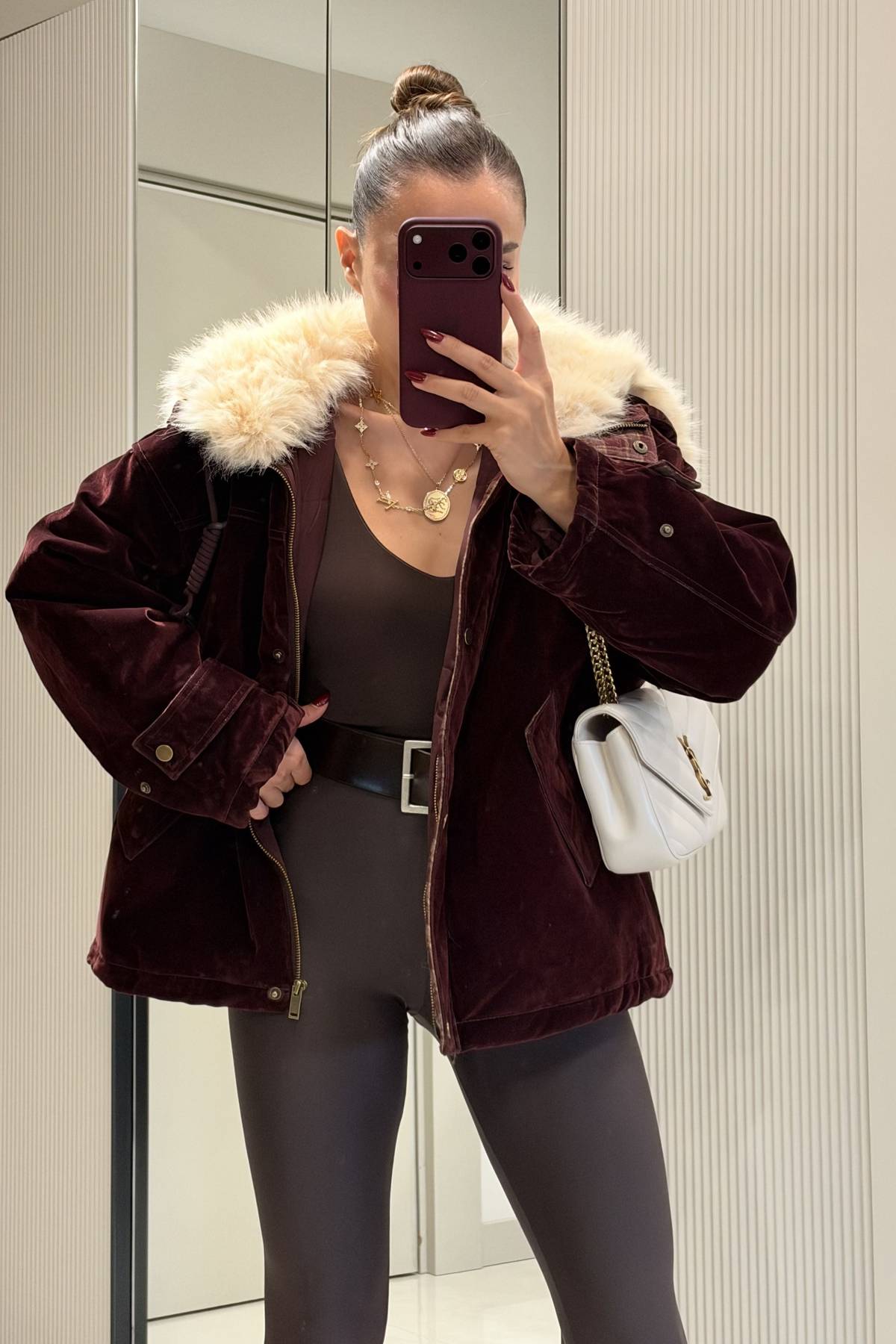 Lilly Fur Collar Suede Premium Coat — photograph 4
