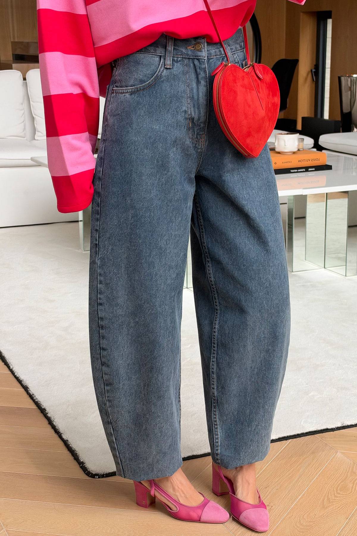 Washed Tapered Fit Jeans — photograph 2
