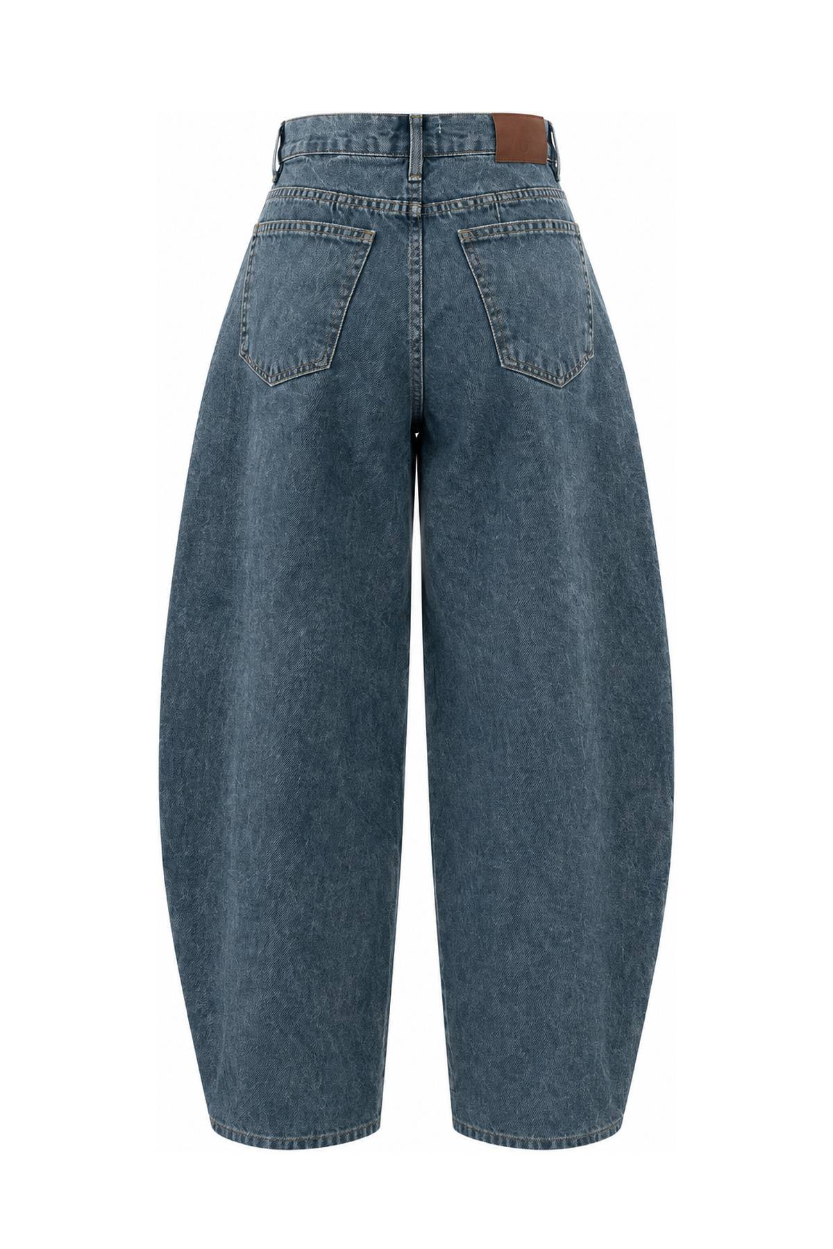 Washed Tapered Fit Jeans — photograph 4