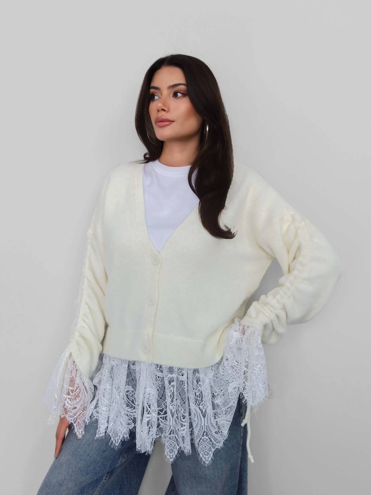 Lace Detail Gathered Sleeve Knit Cardigan — photograph 1