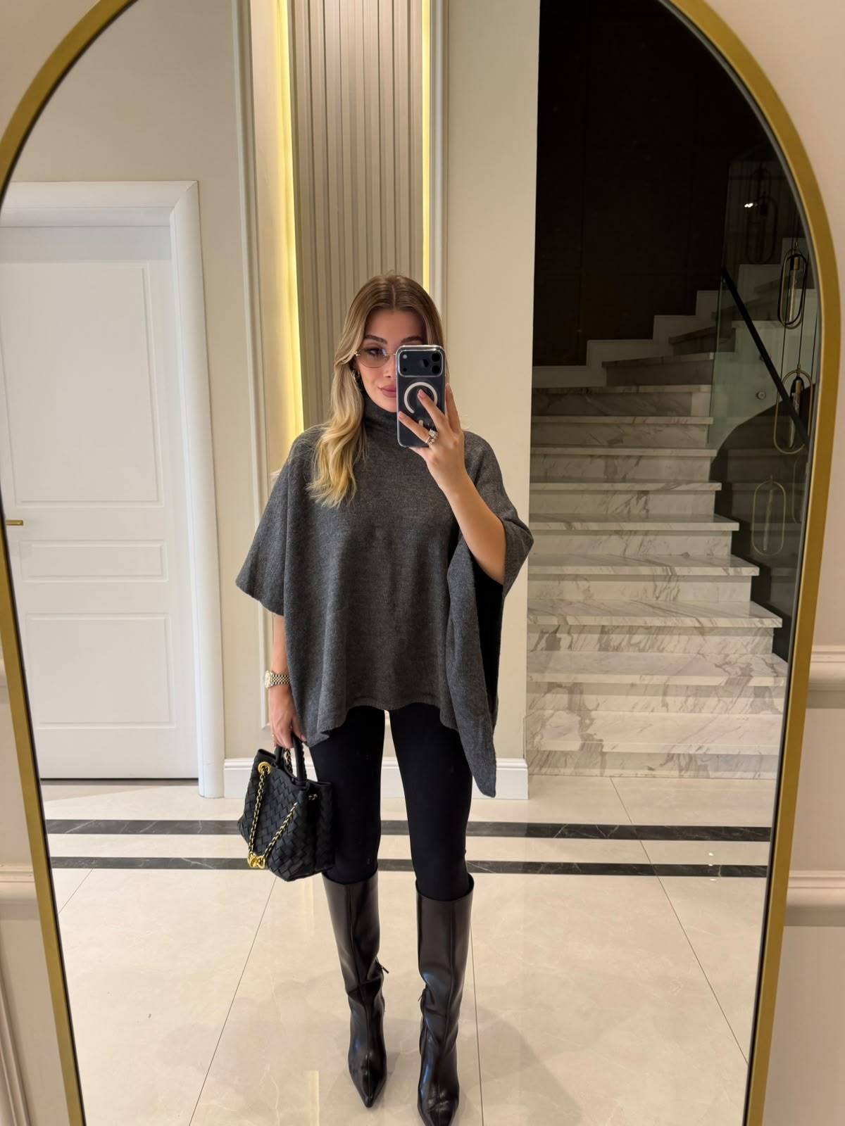 Turtleneck Cape Knit — photograph 4