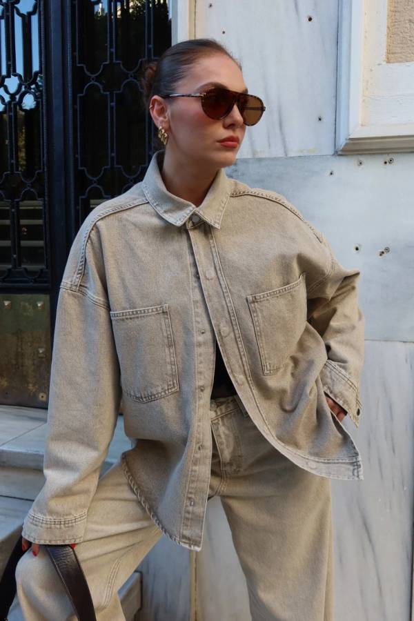 Two Pocket Concealed Snap Button Jacket
