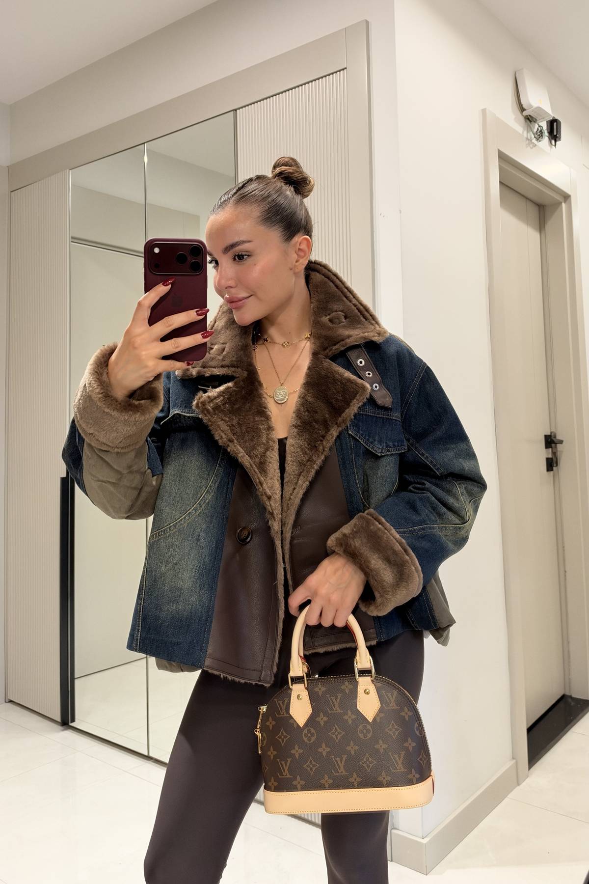 Pretty Denim Trim Fur Detail Premium Coat — photograph 2