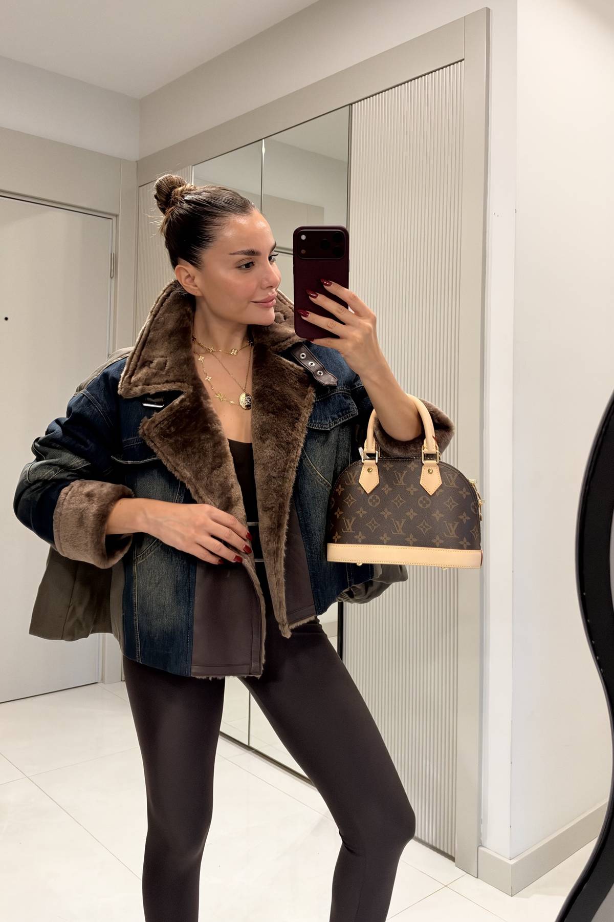 Pretty Denim Trim Fur Detail Premium Coat — photograph 1