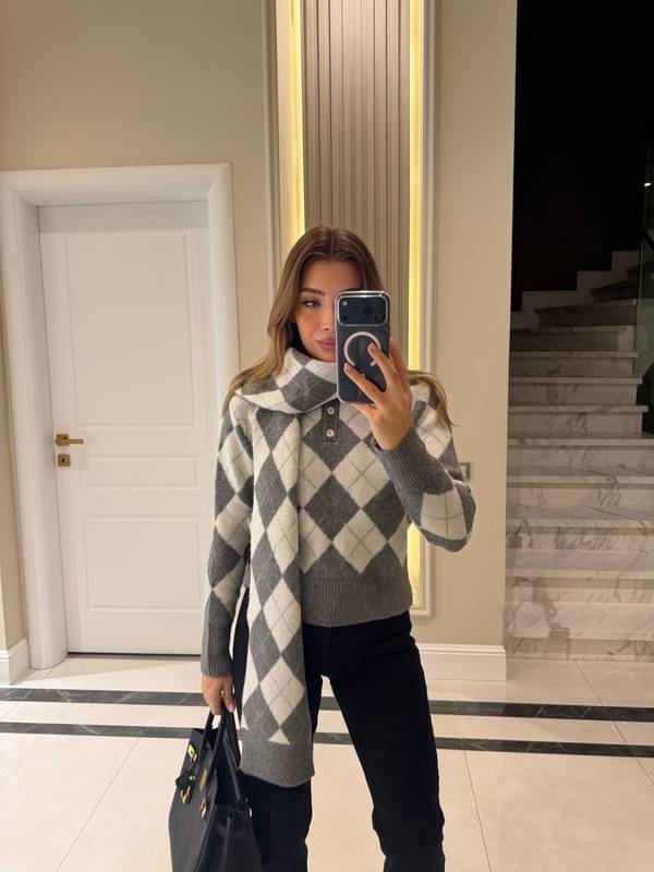 Knit Scarf Jumper
