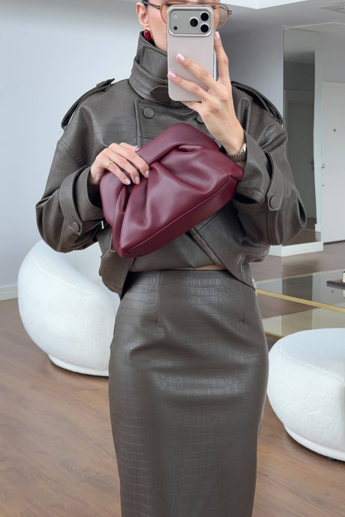 Khaki Croc Textured Leather Kalem Skirt — photograph 4