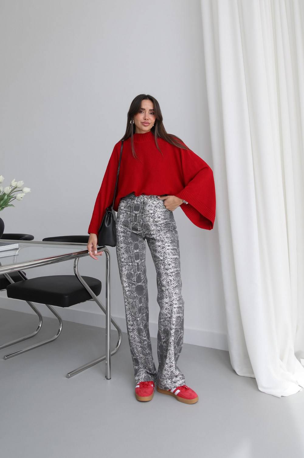 Snake Pattern Straight Jeans — photograph 1
