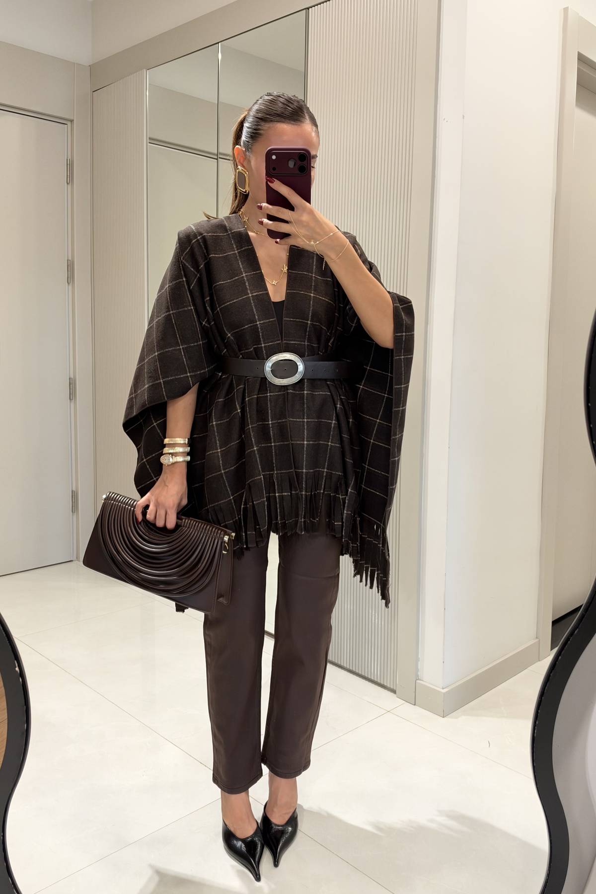 Laser Brown Mumlu Trousers — photograph 4