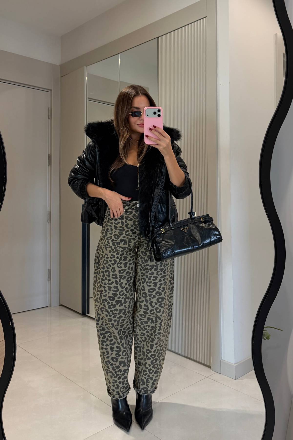 Dany Khaki Leopard Barrel Jeans — photograph 3