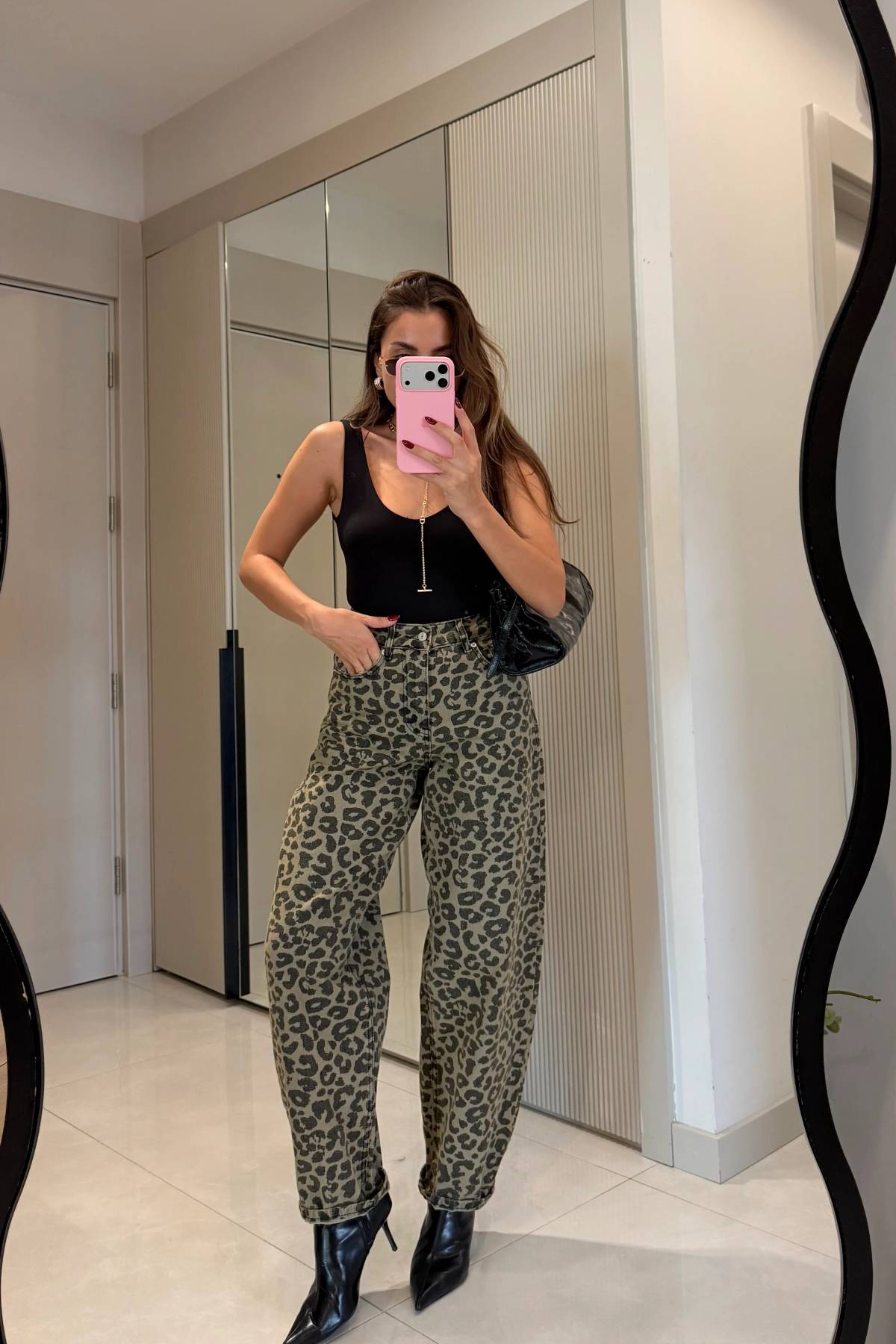 Dany Leopard Print Barrel Jeans