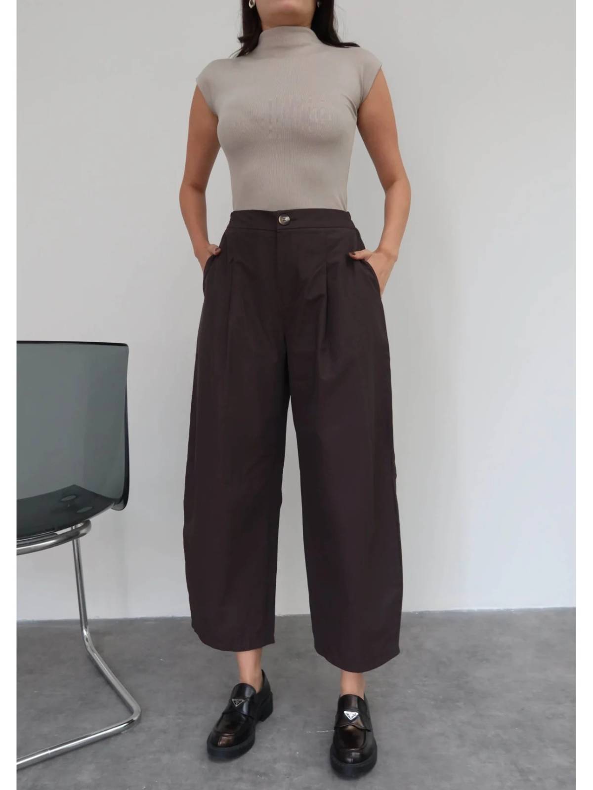 Pleated Balloon Cut Trousers