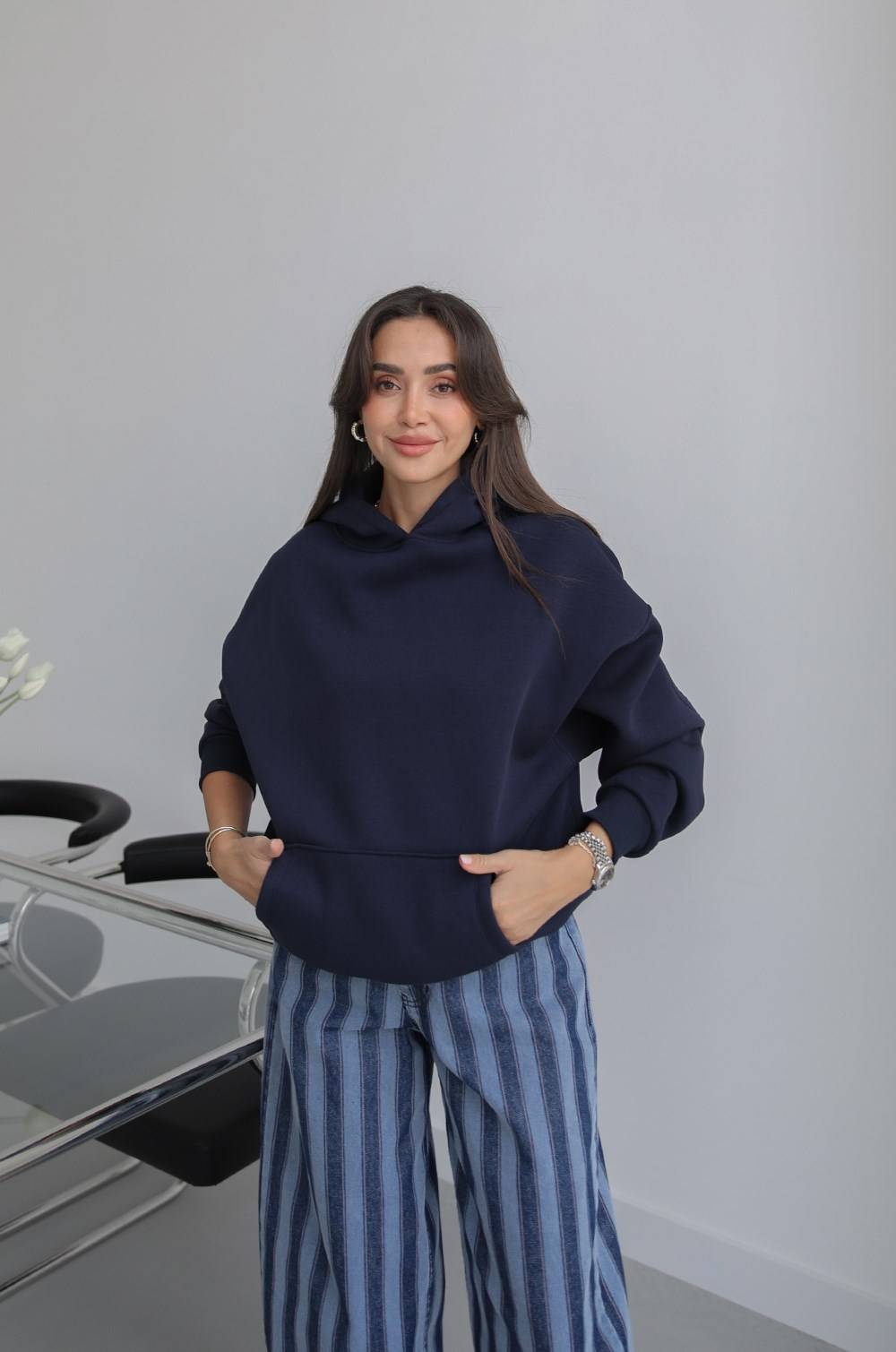 Garage Back Print Sweatshirt — photograph 4